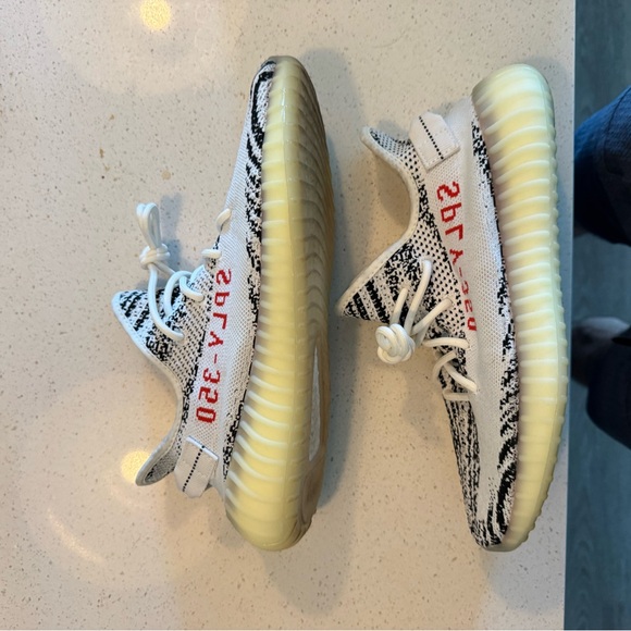 Adidas Yeezy Zebras